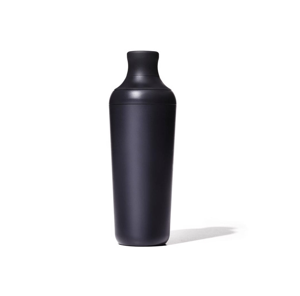 http://www.lifeandhome.com/cdn/shop/files/oxo_11327200_good_grips_cocktail_shaker_1024x1024.jpg?v=1685962847